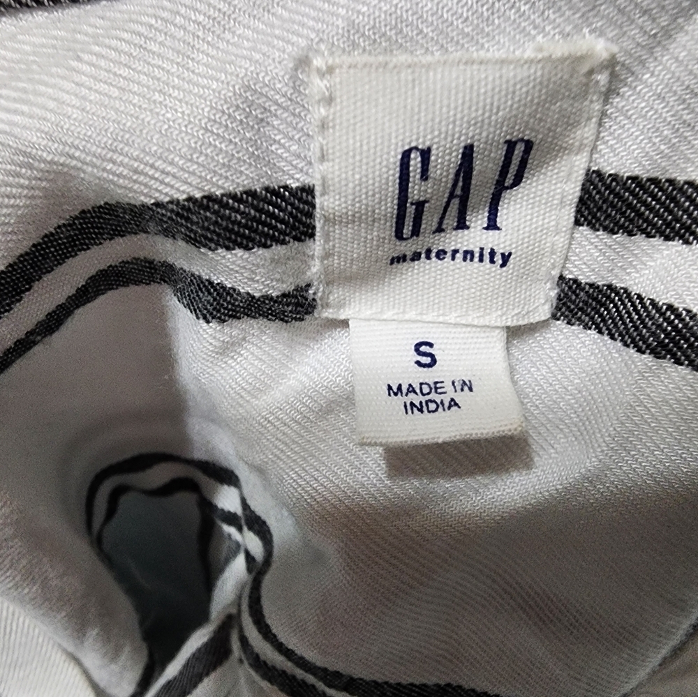 Maternity blouse - Picture 2 of 3